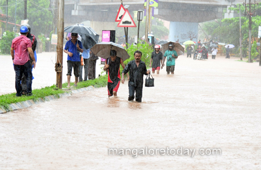 heavy rain in mangalore